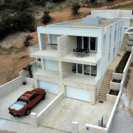 Pag Sea View Апартаменты *